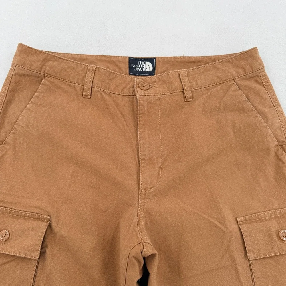 The North Face Men Size 32 Brown Organic Cotton Cargo Shorts  Hiking Utility